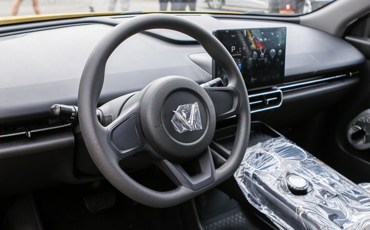 nội thất vinfast limo green