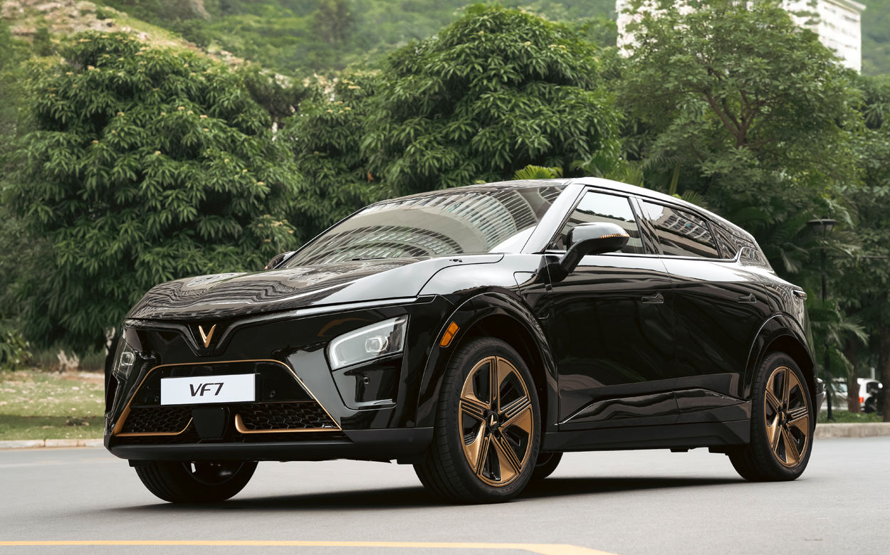 vinfast vf7 bản eco