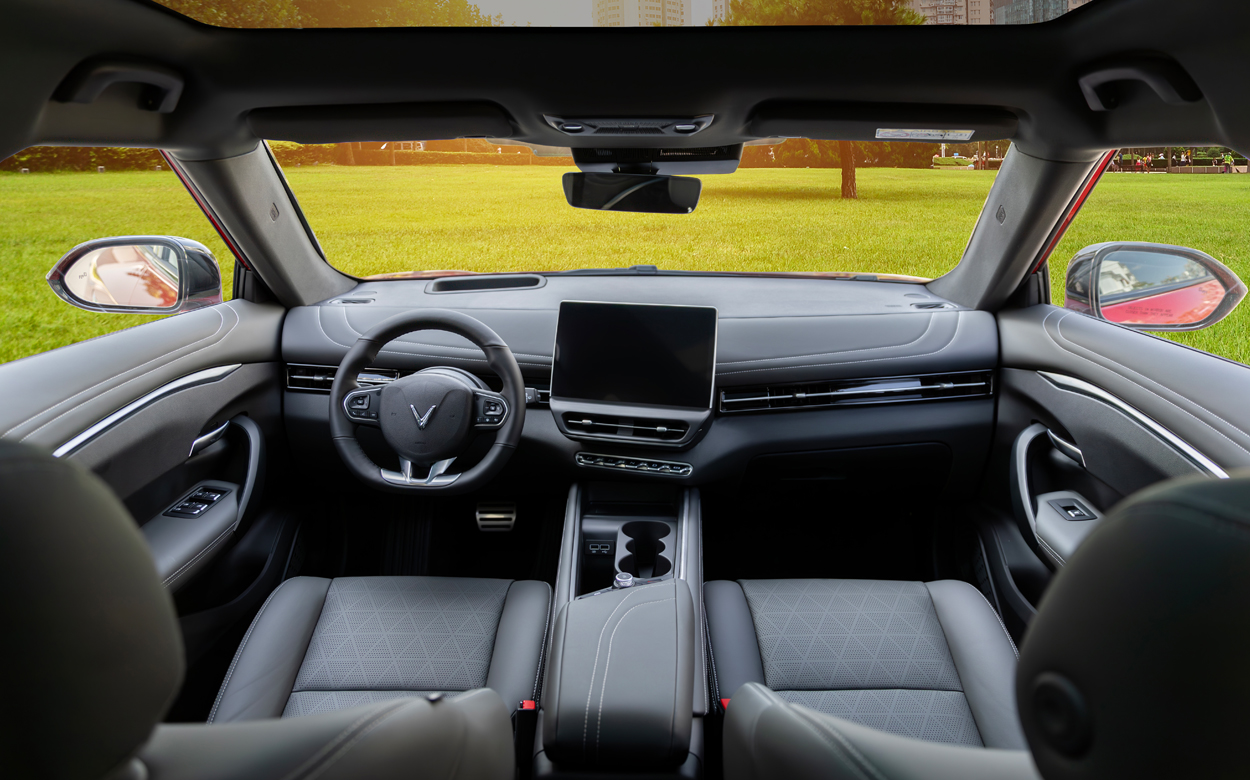 mua vinfast vf7 trả góp