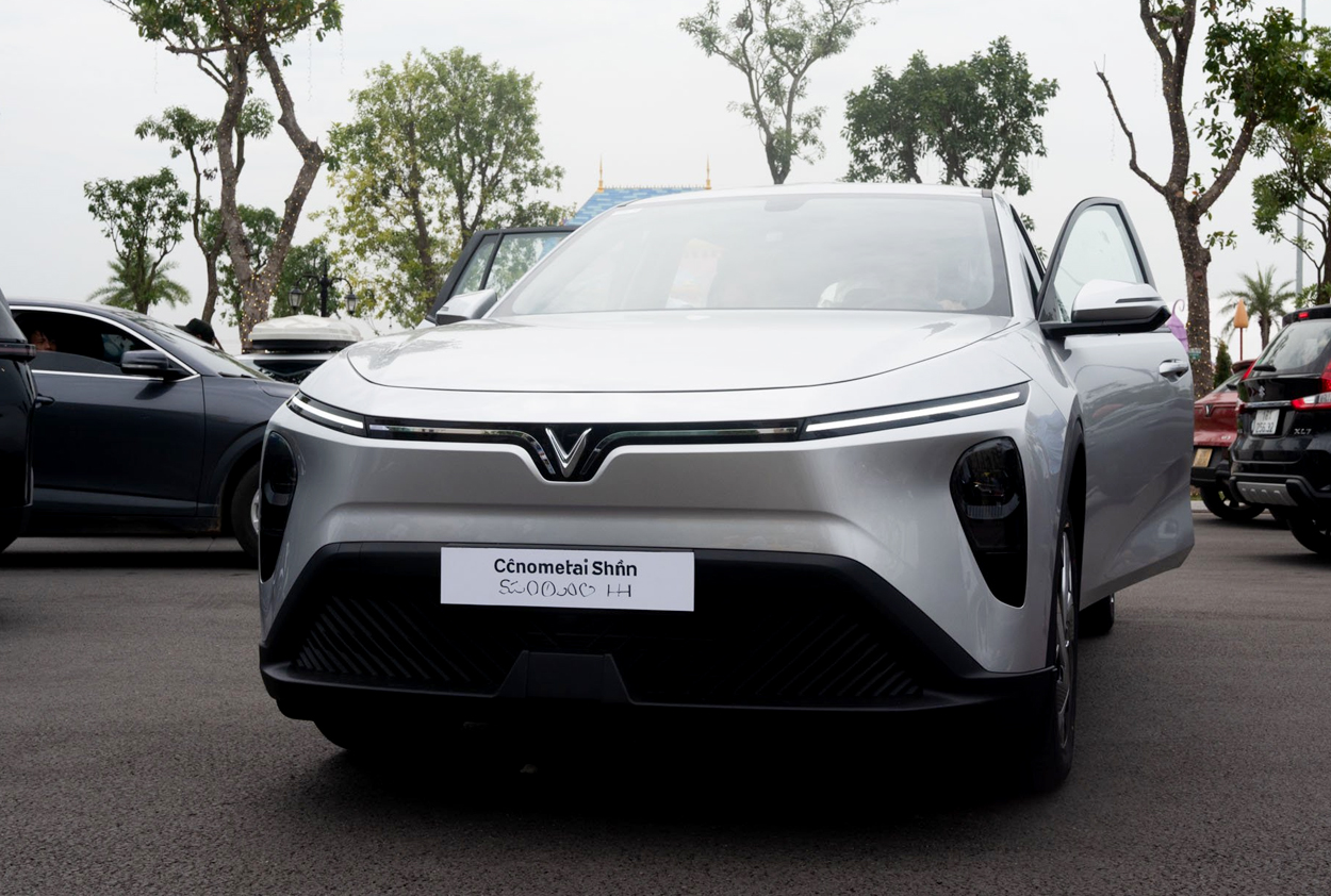 vinfast limo green rẻ nhất hà nội