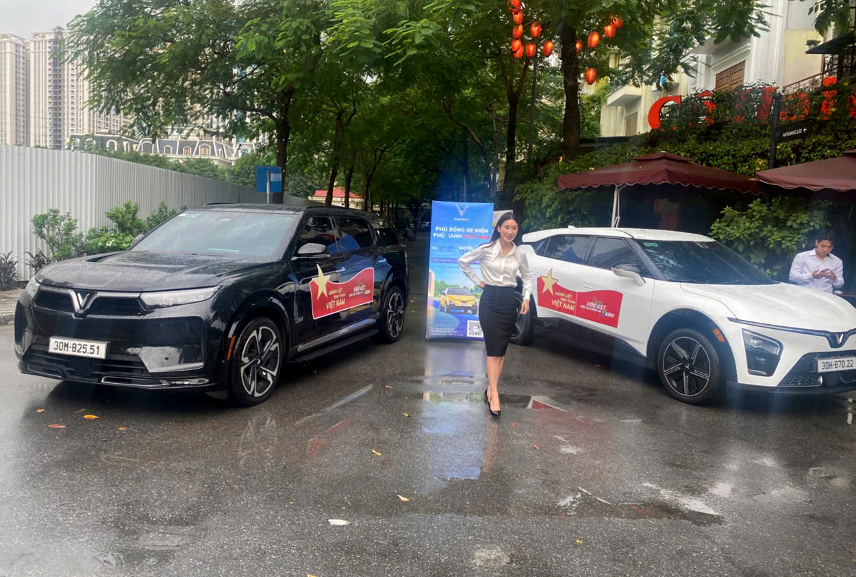 Lái Thử Ô Tô Điện Vinfast