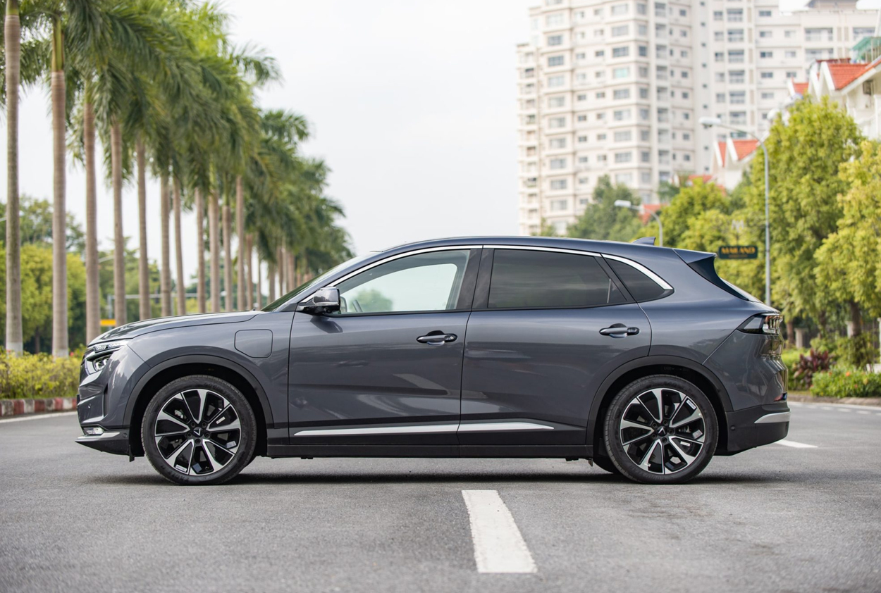 vinfast vf8 giá rẻ