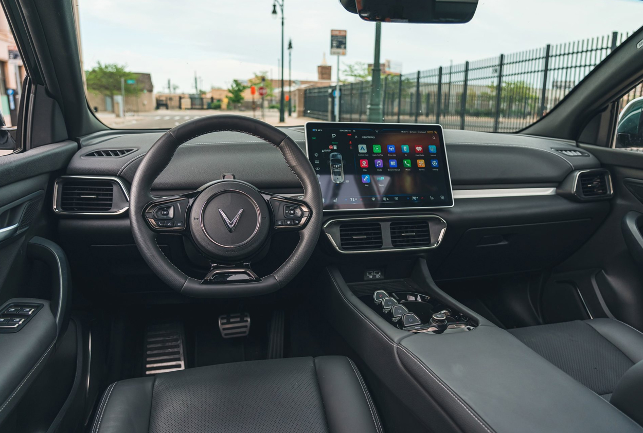 vinfast vf8 giá rẻ