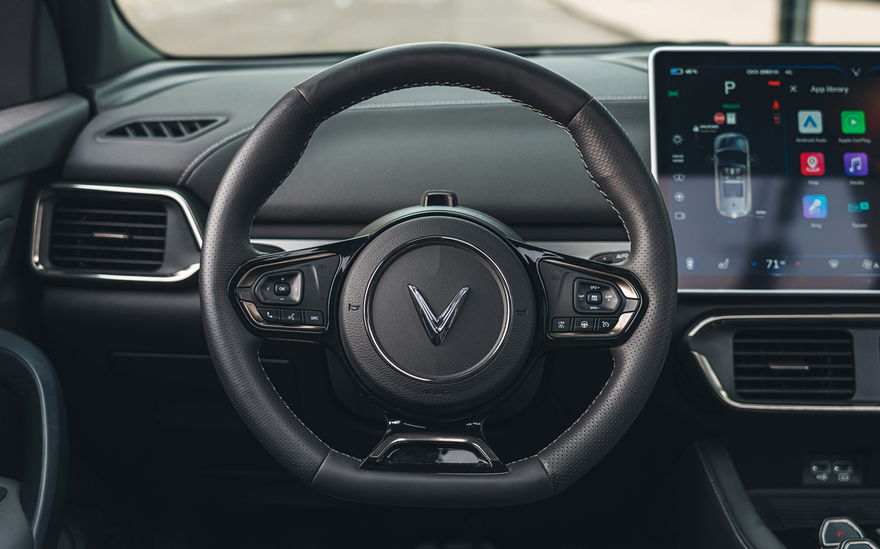 vinfast vf8 giá rẻ hà nội