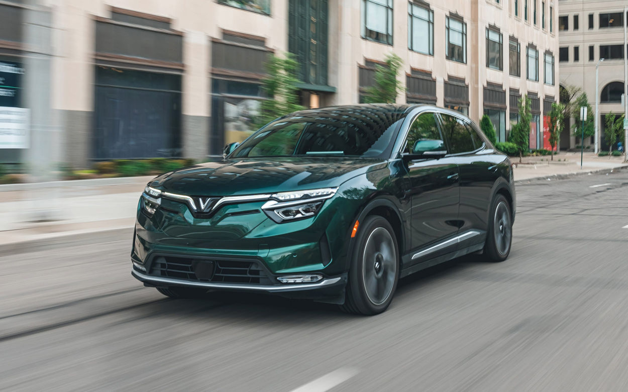 vinfast vf8 giá rẻ hà nội